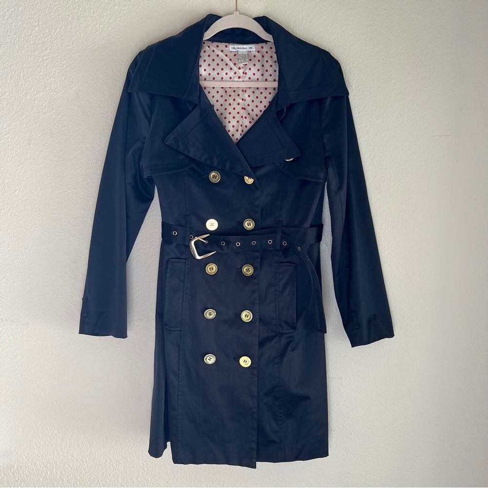 Black women’s Trench Coat with gold color hardware detail Size Large